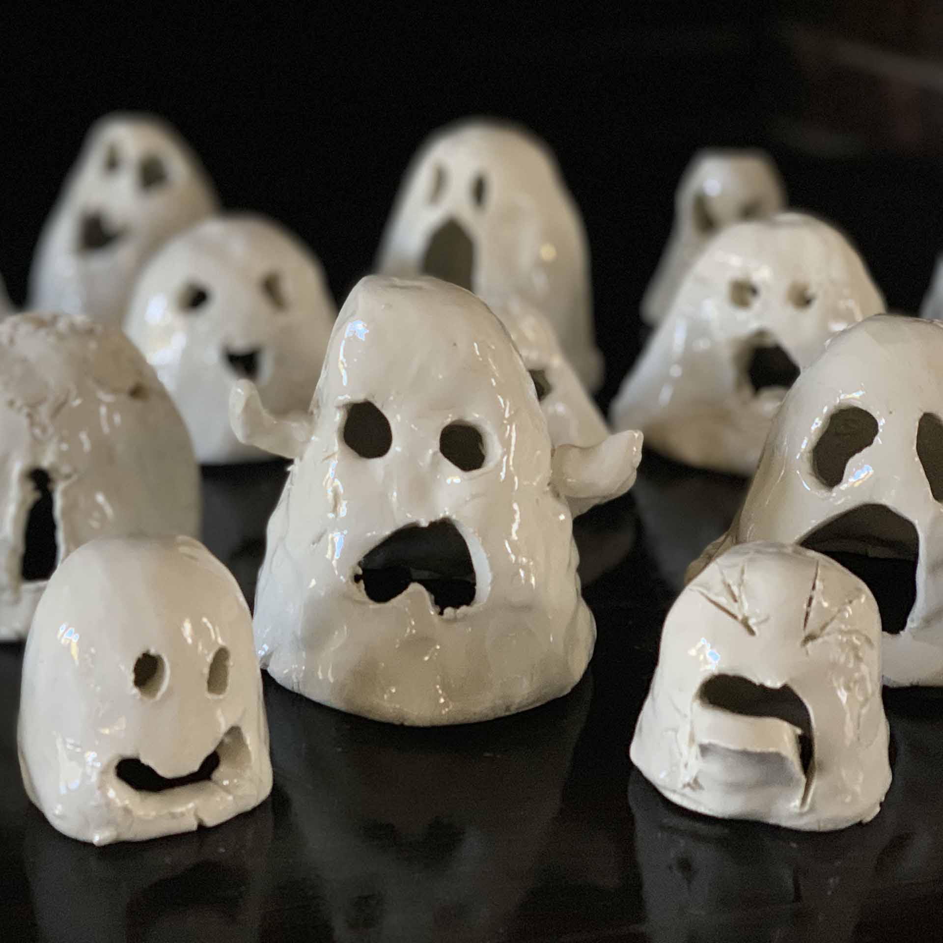 Seasonal workshop pottery